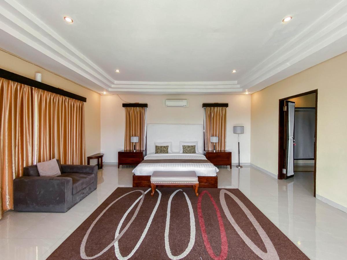 Cometa Villas Seminyak By Premier Hospitality Asia מראה חיצוני תמונה